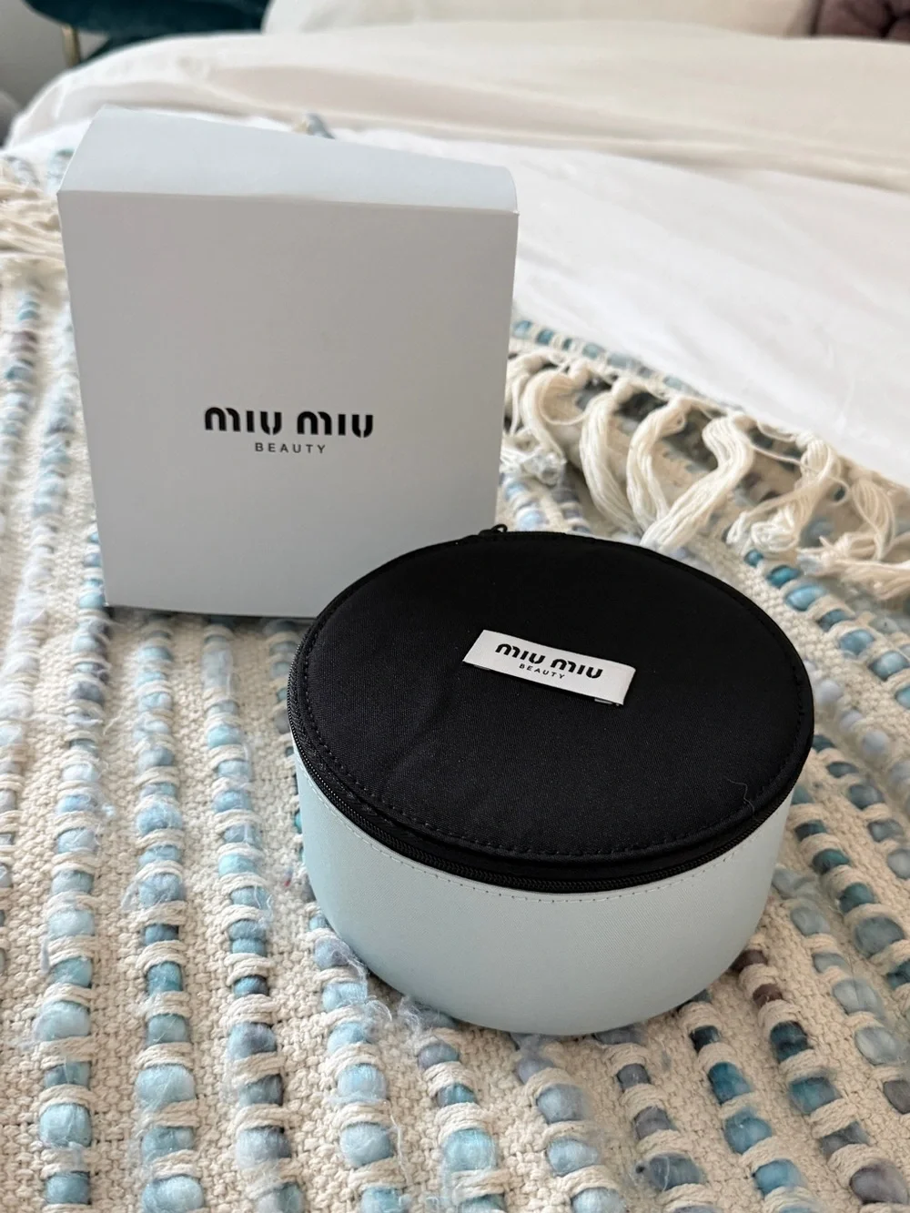 Miu Miu compact round